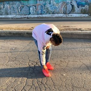 Meet your Posher, Derrick